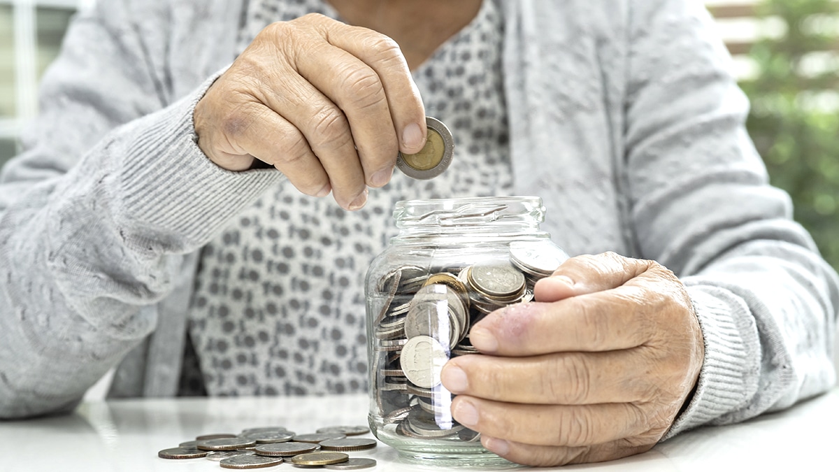 “On m’avait conseillé de partir à 61 ans” : cet électricien découvre qu’il aurait pu toucher 280 € de plus en travaillant 3 mois de plus