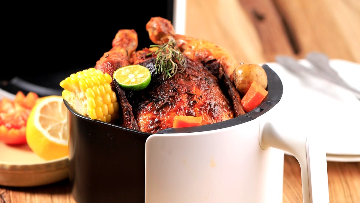 Airfryer ou four : quel appareil est le plus économe en énergie ? Les chiffres sont sans appel !