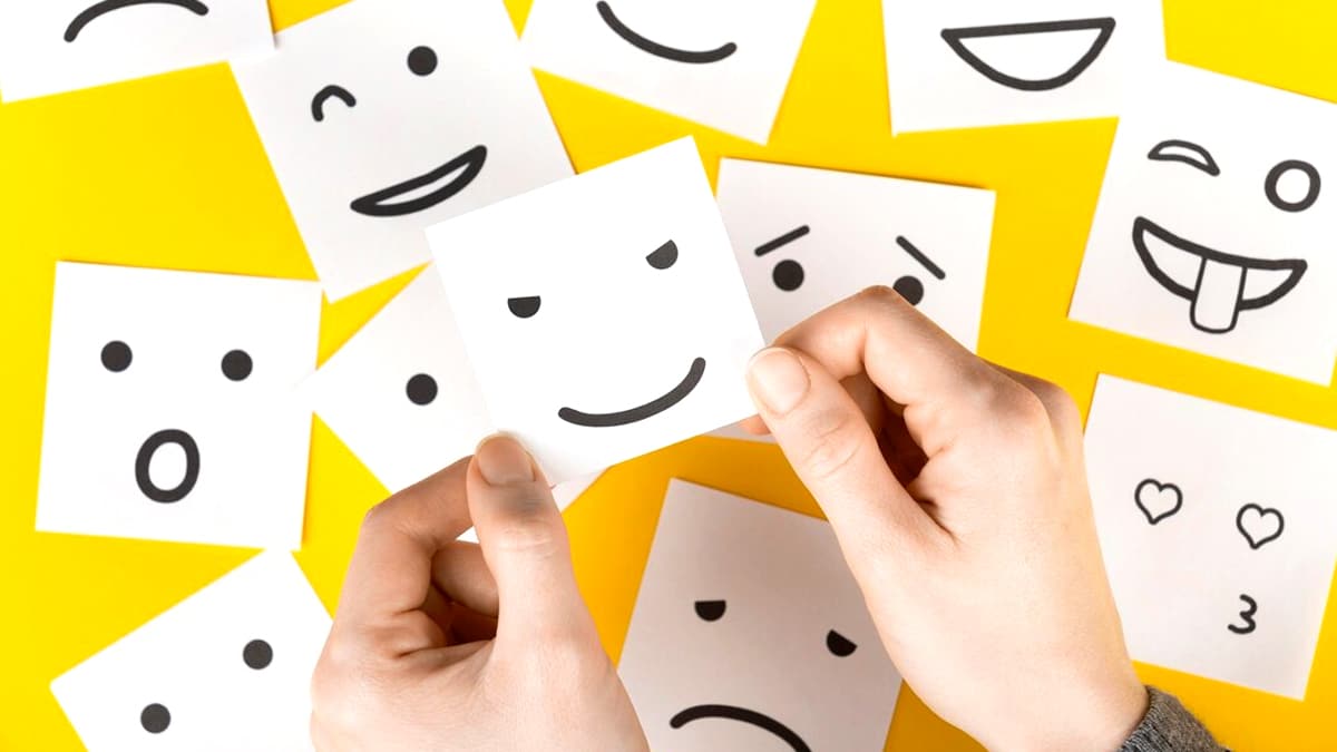 Parler seul : 90% des gens le font sans le savoir, une révélation sur votre intelligence émotionnelle