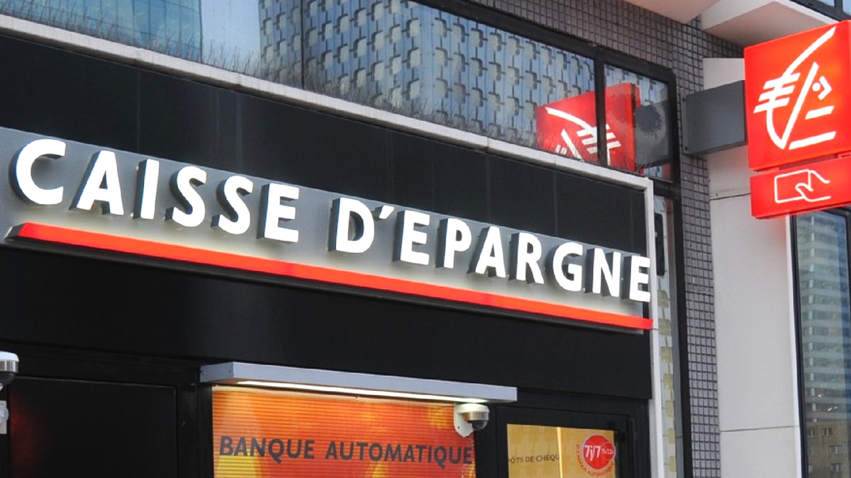 “C’est fini pour la Caisse d’Épargne” : la banque ferme brutalement dans 21 grandes villes “je suis arrivé devant l’agence, il y avait un panneau fermé sans aucune explication”