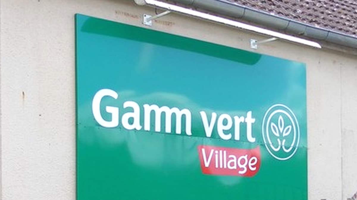 Ce bac surélevé vendu chez Gamm Vert à 59 € cartonne auprès des seniors pour son confort
