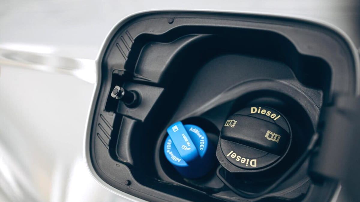 Un défaut sur la trappe à carburant devient un motif de refus depuis le 1er juin 2025