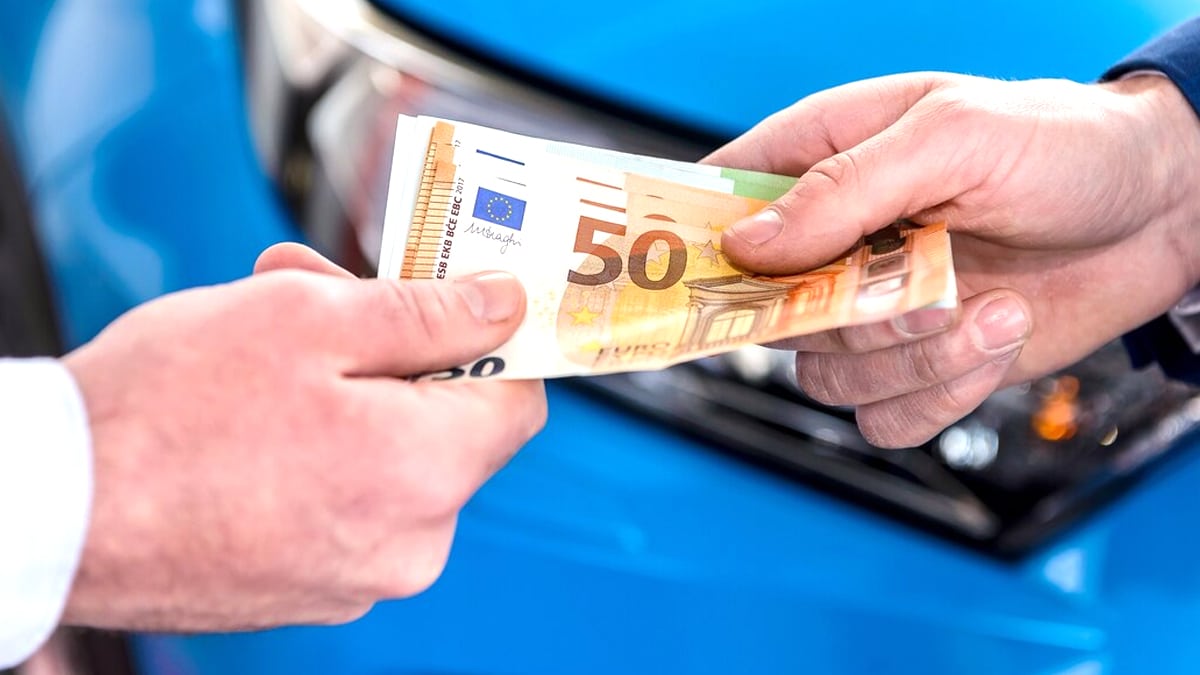 Une restriction sur la vente de SP95 pourrait apparaître dès août dans certaines zones selon une note interne