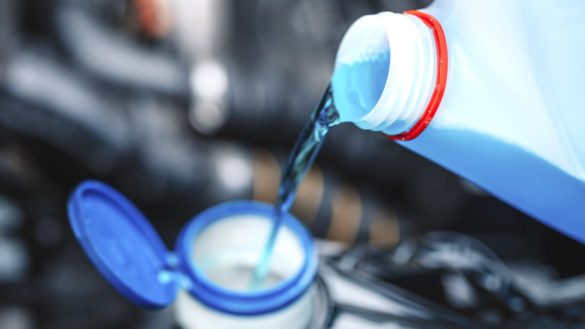 Ce liquide lave-glace non conforme provoque une contre-visite selon l’arrêté publié le 31 mai