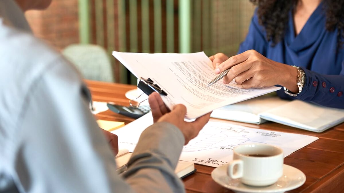 Une aide de 310 € pour les jeunes de moins de 26 ans en CDD prolongée jusqu’au 30 juin 2025