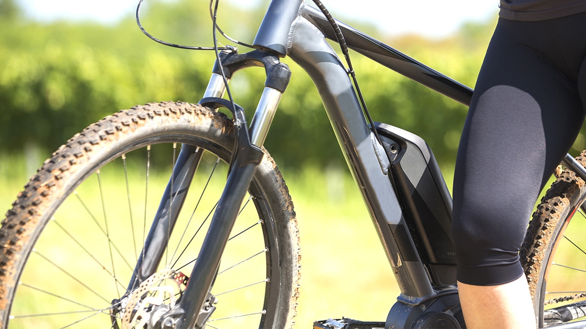 7 VTT sur 10 en location ne disposent pas de l’équipement lumineux obligatoire