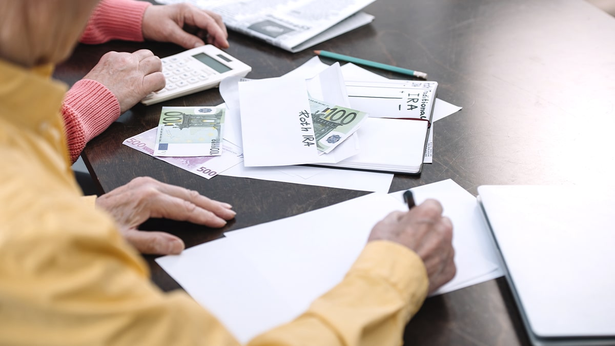 Cette pension bloquée à 993 € par mois peut être réévaluée à 1 126 € sur simple demande