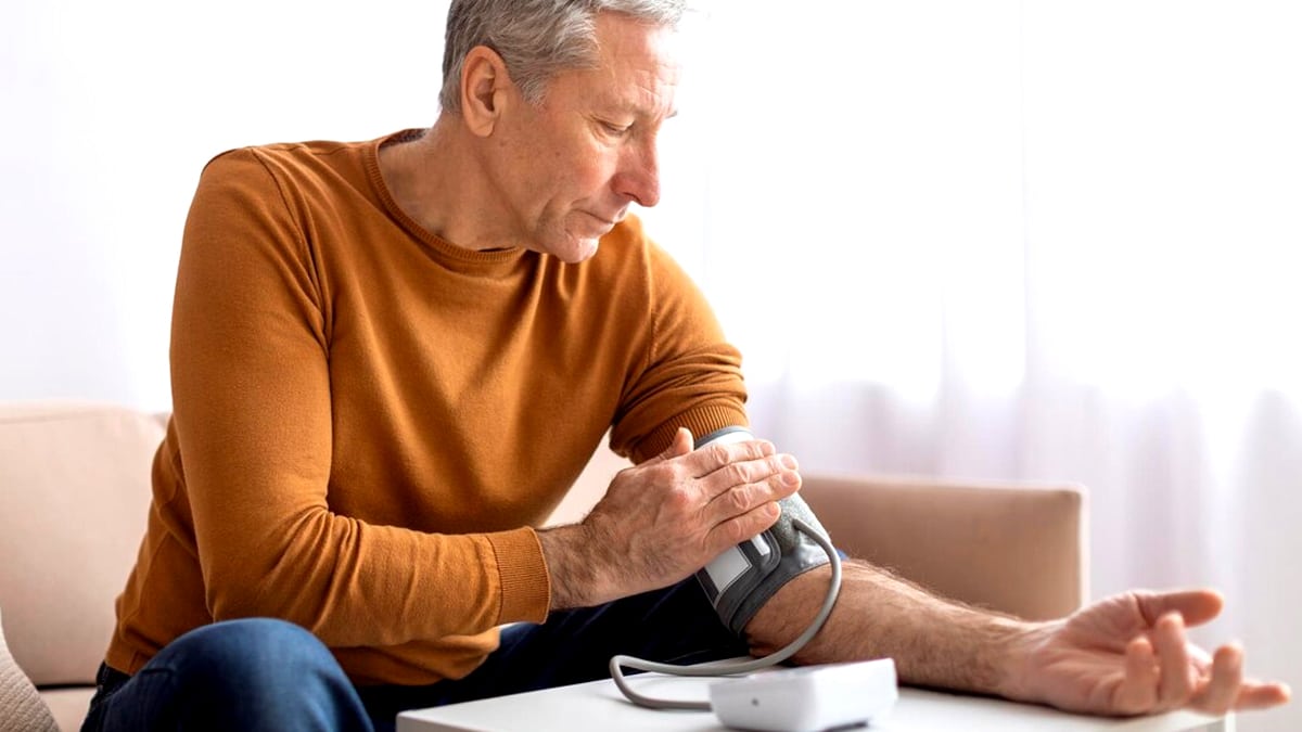 Hypertension artérielle : à partir de quand faut-il absolument prendre un traitement ? La réponse très claire du Dr Gérald Kierzek inquiète certains patients