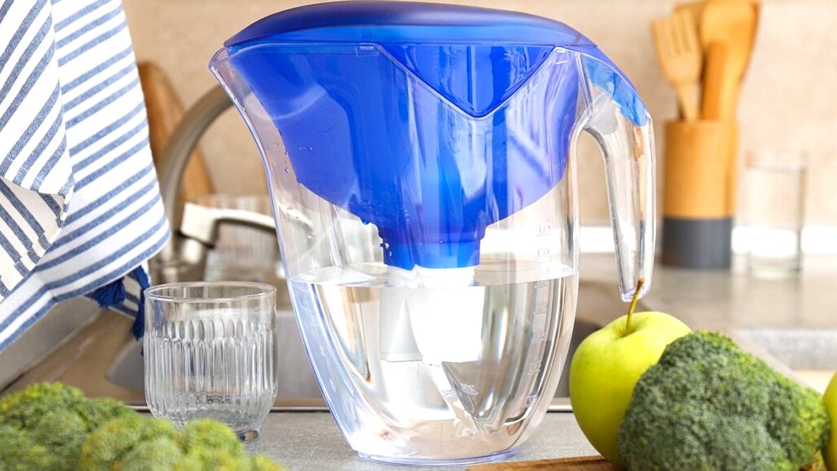 “Il appelait ça sa ‘machine du futur’” affirme son neveu après avoir trouvé un purificateur d’eau bricolé avec une cafetière et une pompe de vélo