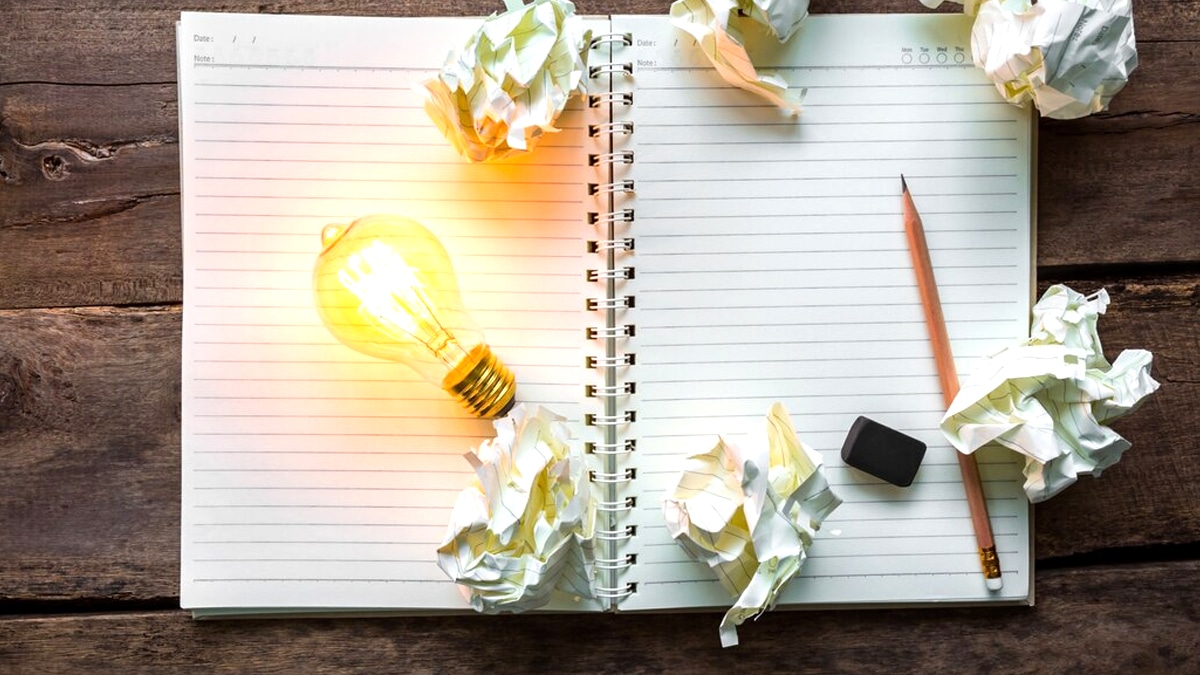 “Il avait tout noté à l’encre bleue” révèle la nièce en ouvrant un cahier de 300 pages décrivant ses inventions énergétiques personnelles jamais publiées
