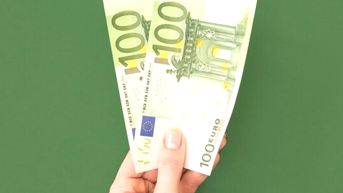 C’est officiel : les billets de 100 euros sont supprimés de la circulation dès le mois de mai, voici quoi faire si vous en avez encore