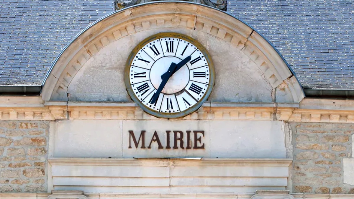 “Je n’ai jamais levé la voix, jamais manqué” : cette employée de mairie vit avec une pension qui ne couvre plus ses charges fixes