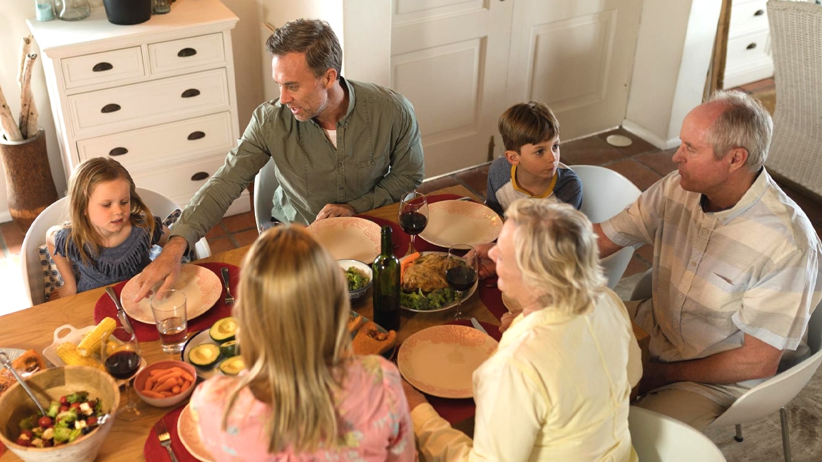 Un plat fait maison ramène une famille ensemble après des années de silence
