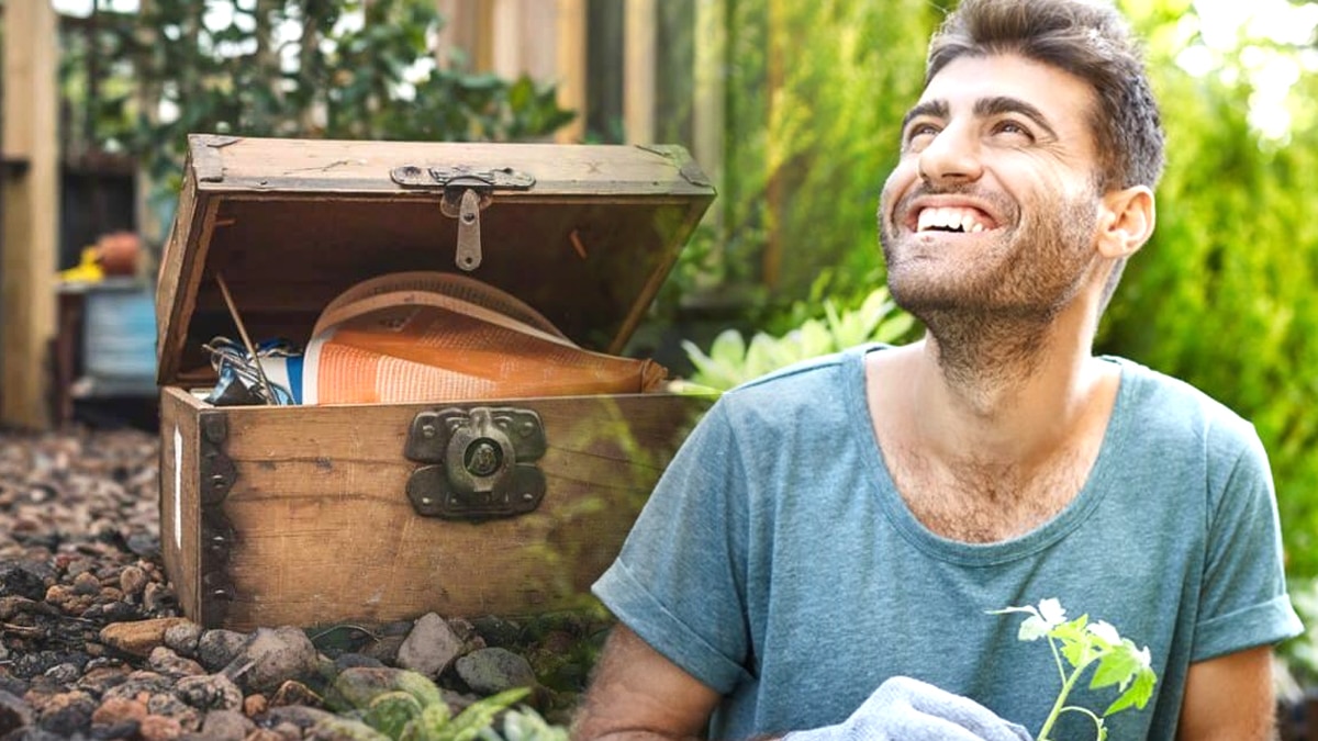 Un homme découvre un coffre-fort caché dans son nouveau jardin et ne s’attendait pas à son contenu