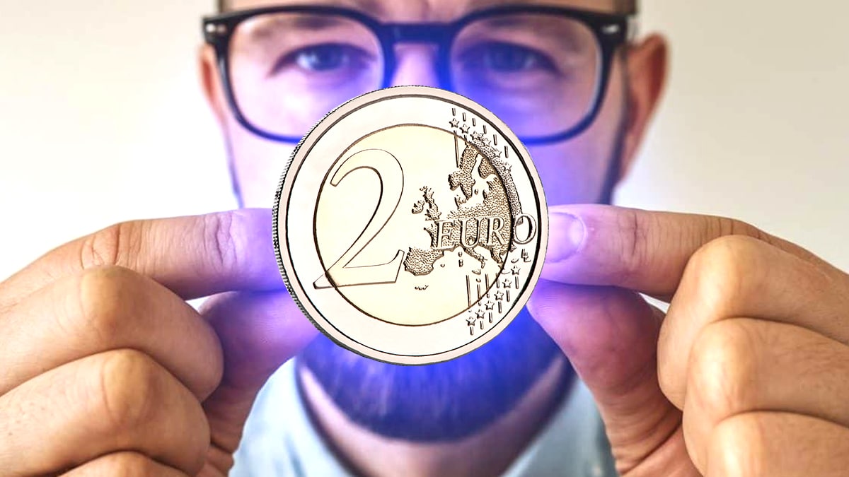 Cette pièce de 2 € tirée à 100 000 exemplaires devient rare : l’erreur est visible à l’œil nu et pourtant elle ne s’est pas vu depuis 7 ans