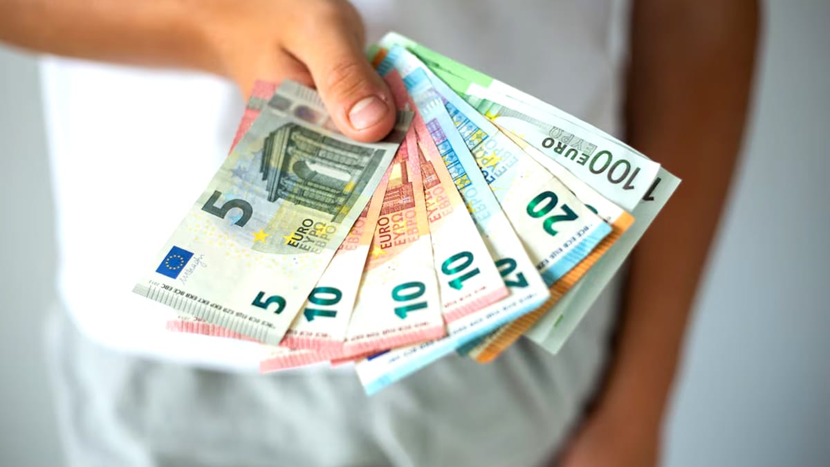 “J’ai toujours travaillé au noir à côté” : ce serveur découvre qu’un tiers de sa carrière ne compte pas