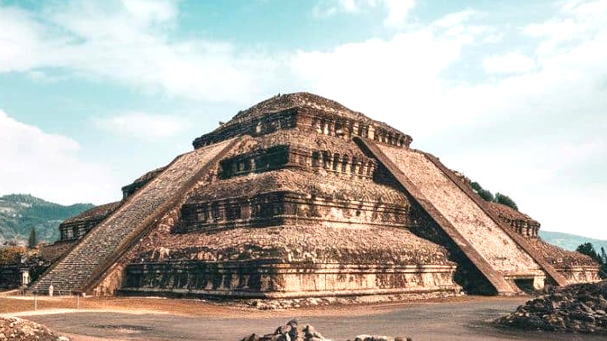 Une pyramide ancienne est découverte en plein développement urbain