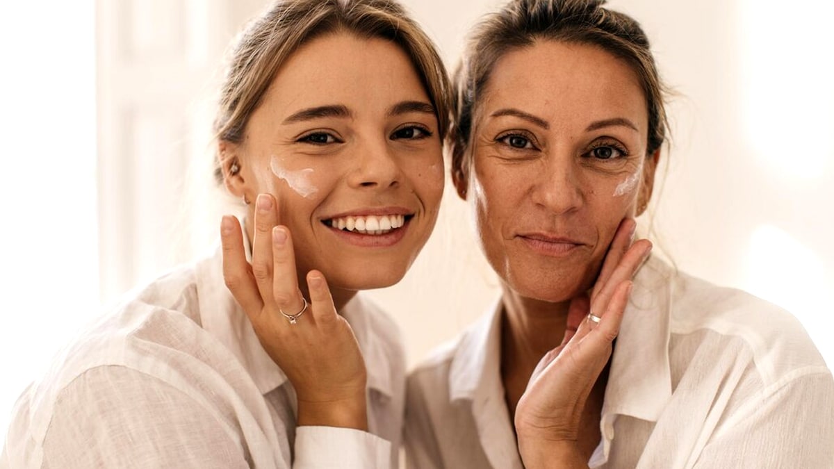 À 30 ans, ces secrets de beauté de ma grand-mère m’ont permis de conserver une peau éclatante