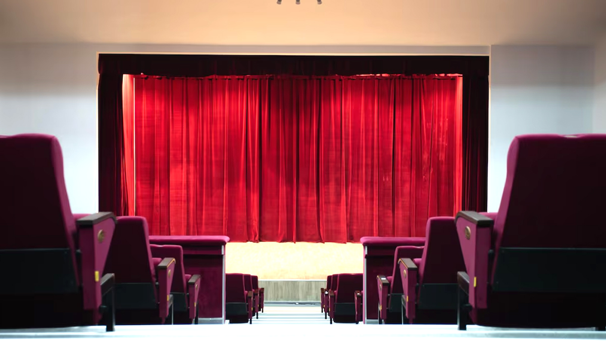 Une pièce de théâtre impromptue déclenche une série de souscriptions inattendues