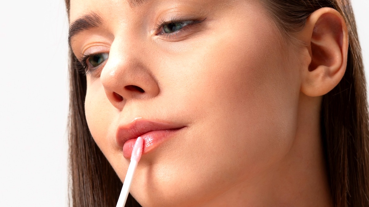“J’ai mis ce produit sur mes lèvres en pensant que c’était un gloss” : c’était un gel urticant pour chevaux “Je voulais juste une bouche pulpeuse”