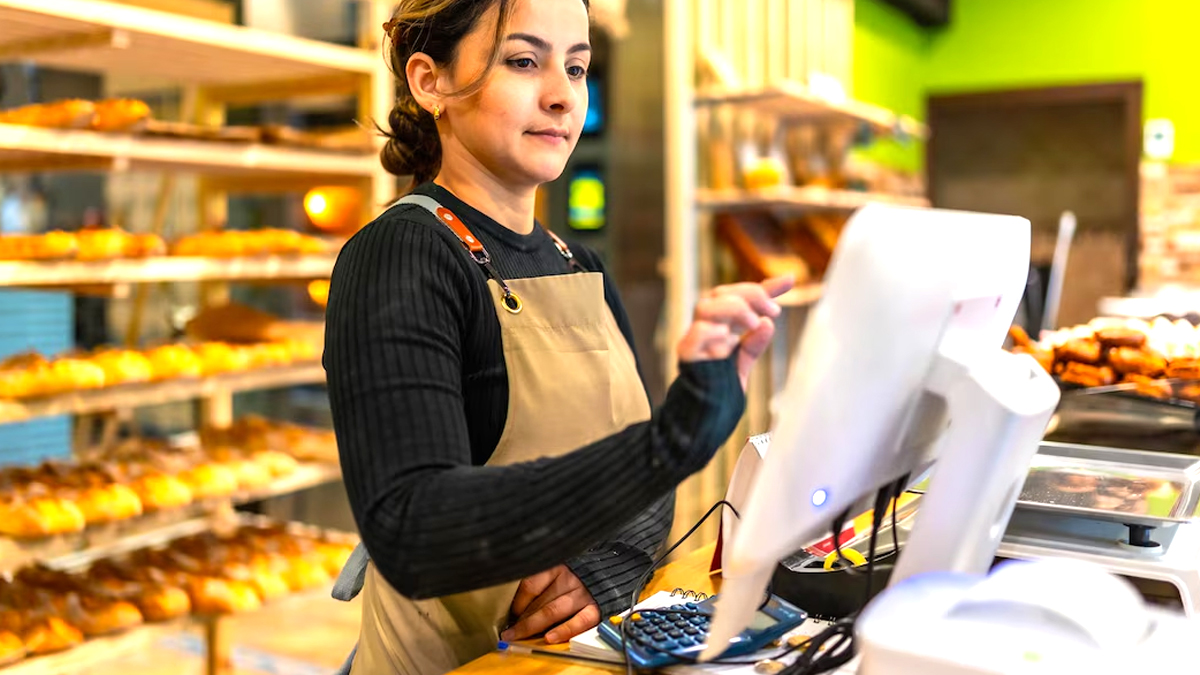 “J’étais caissière, j’ai demandé un temps plein à 58 ans avec cette option” : aujourd’hui, ma retraite dépasse celle de mon mari artisan