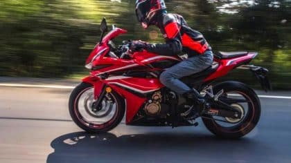 “On m’a dit que je pouvais le laisser débridé” : rouler avec une moto A2 non bridée expose désormais à une suspension immédiate du permis
