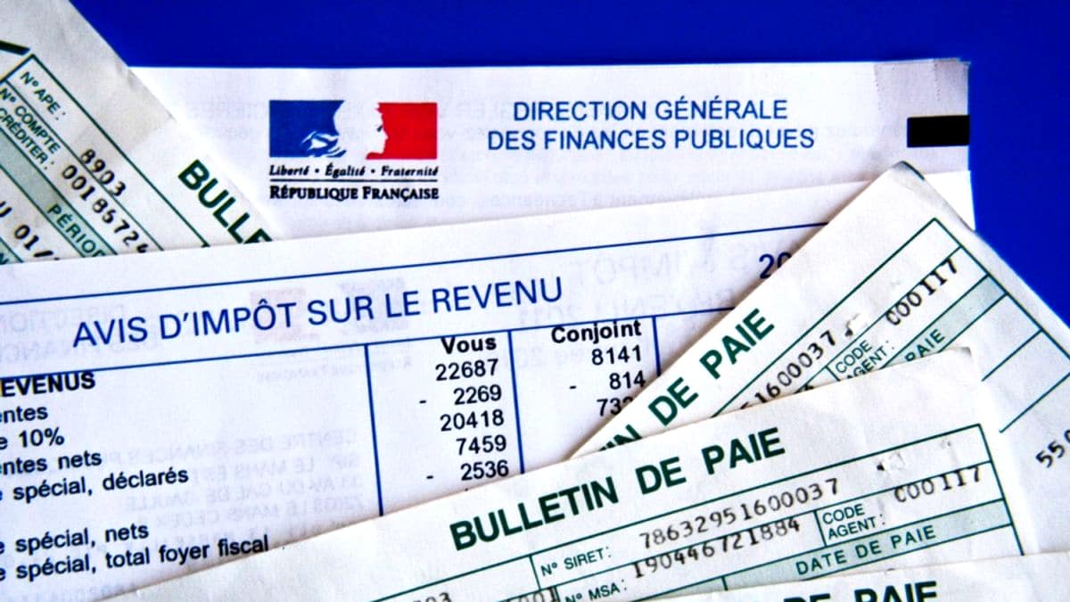 Salaire une clause oubliée dans le contrat bloque les augmentations “mon employeur dit que c’est une coquille mais ne veut rien corriger”