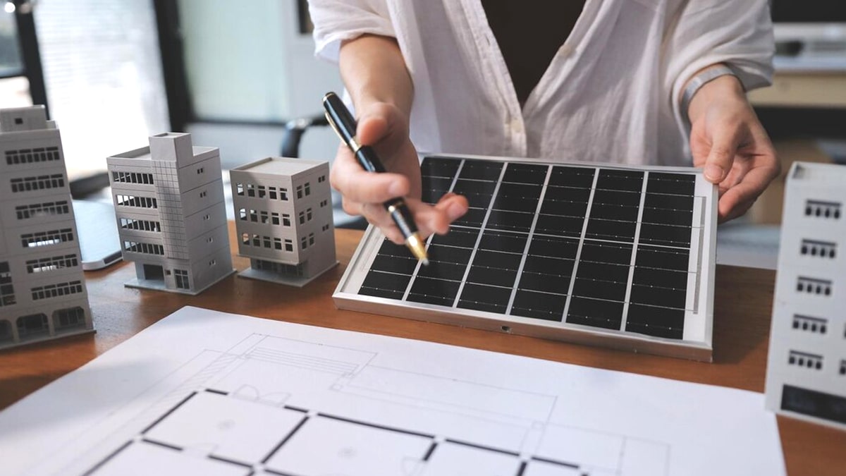 Ceux qui ont installé un système solaire en 2022 devront vérifier leur conformité avant le 15 novembre “sous peine de poursuites selon la préfecture”