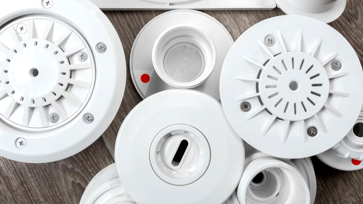 Le décret du 30 mars 2025 rend obligatoire l’installation de détecteurs de monoxyde de carbone dans toutes les habitations dotées d’un appareil à combustion