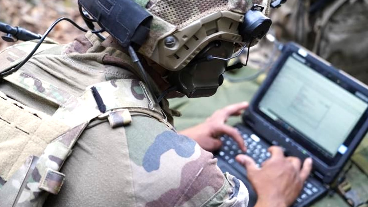 L’armée française teste une arme à impulsion électromagnétique embarquée sur drone “elle peut désactiver une base entière selon une source interne”