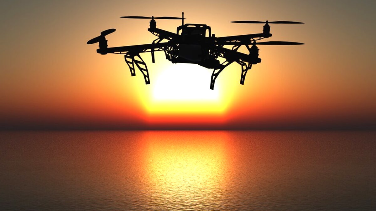 Ce drone solaire équipé de capteurs CO2 survolera les zones industrielles en 2026 “c’est un outil de surveillance environnementale selon le ministère”