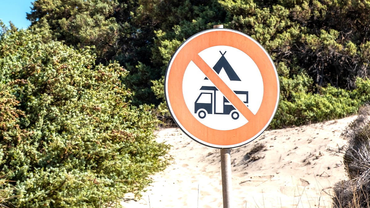 L’accès à certaines criques interdit aux vans aménagés “des barrières anti-stationnement ont été installées cette semaine”