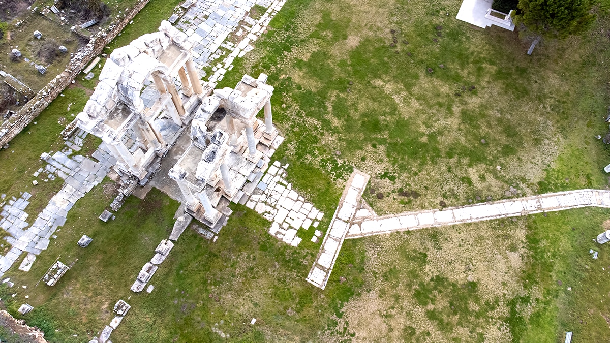 Un drone amateur a causé l’évacuation d’un site archéologique protégé “les autorités ont cru à une tentative d’intrusion”