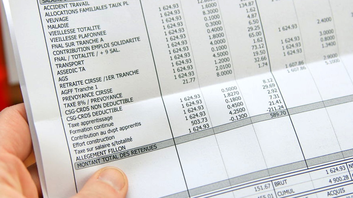 Ma fiche de paie réelle comme assistante juridique en cabinet d’avocats en 2025 “je suis à 1?520?€ net après 7 ans de boîte, j’ai cru à une erreur”