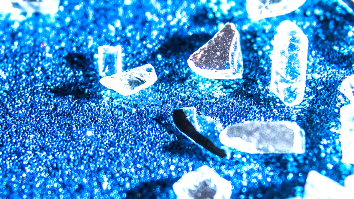 La découverte d’un dépôt de zirconium au fond d’un ancien puits inquiète la population “aucune enquête publique n’a été faite”
