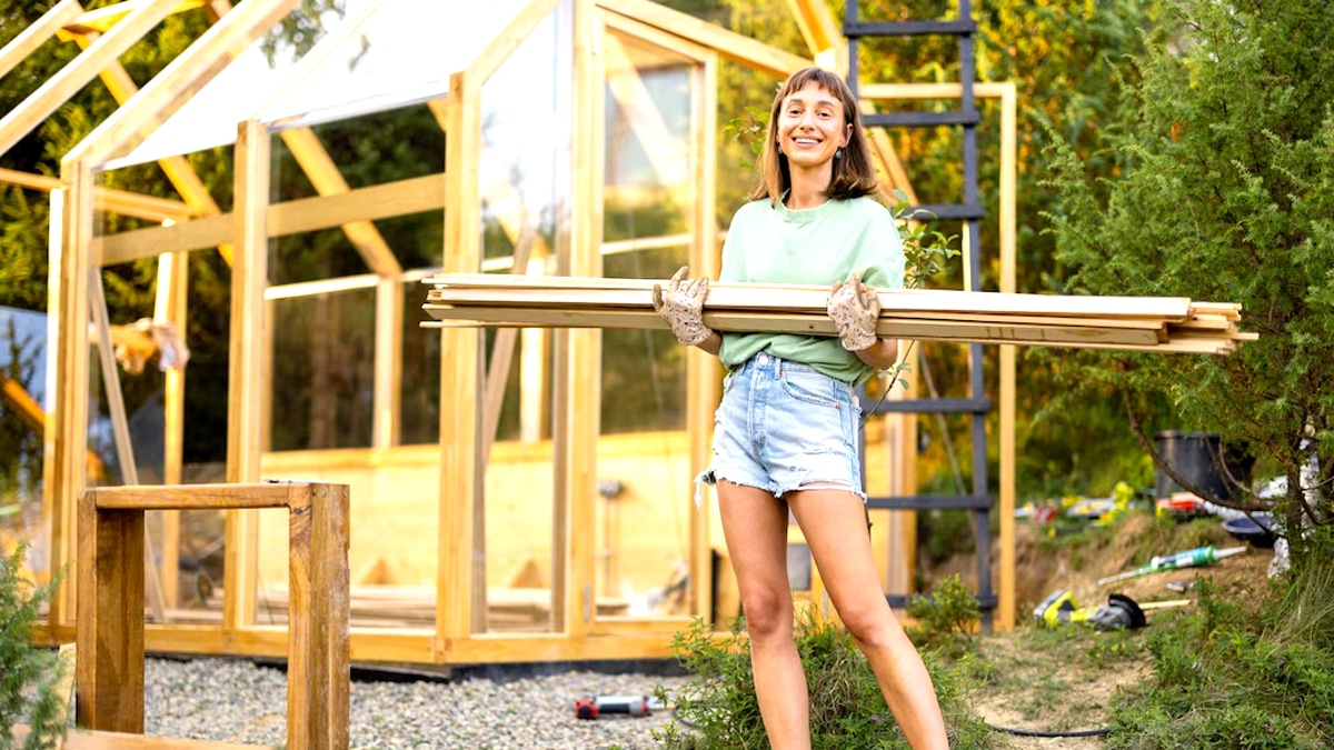 “J’ai construit une pergola sans permis” : elle a été requalifiée en surface taxable, avec 275 € de régularisation
