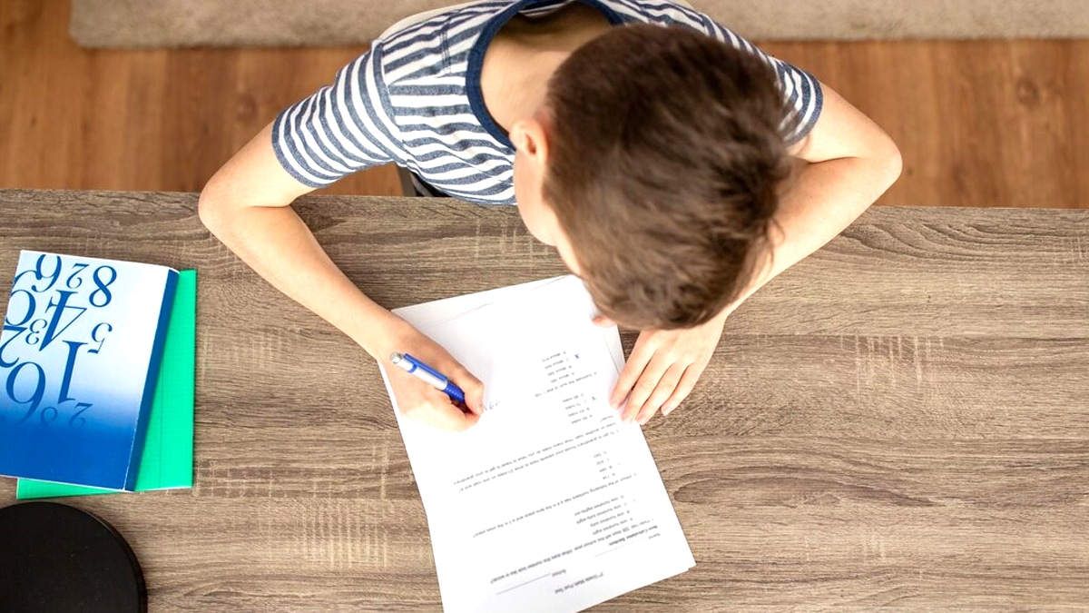 Dès septembre, toute absence non justifiée dans les 48 h pourra entraîner une procédure de déscolarisation “même si l’enfant est malade sans certificat”