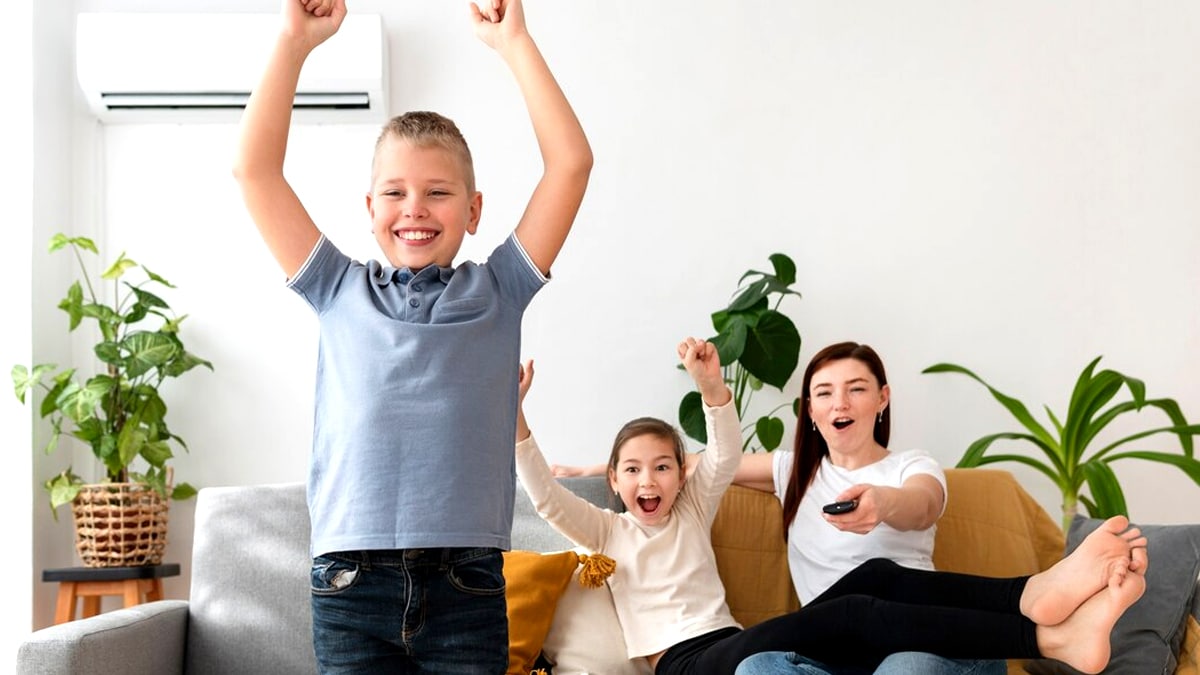 Une famille se voit refuser une aide à la climatisation car leur logement n’est pas considéré comme assez exposé “malgré 34 °C dans les chambres”