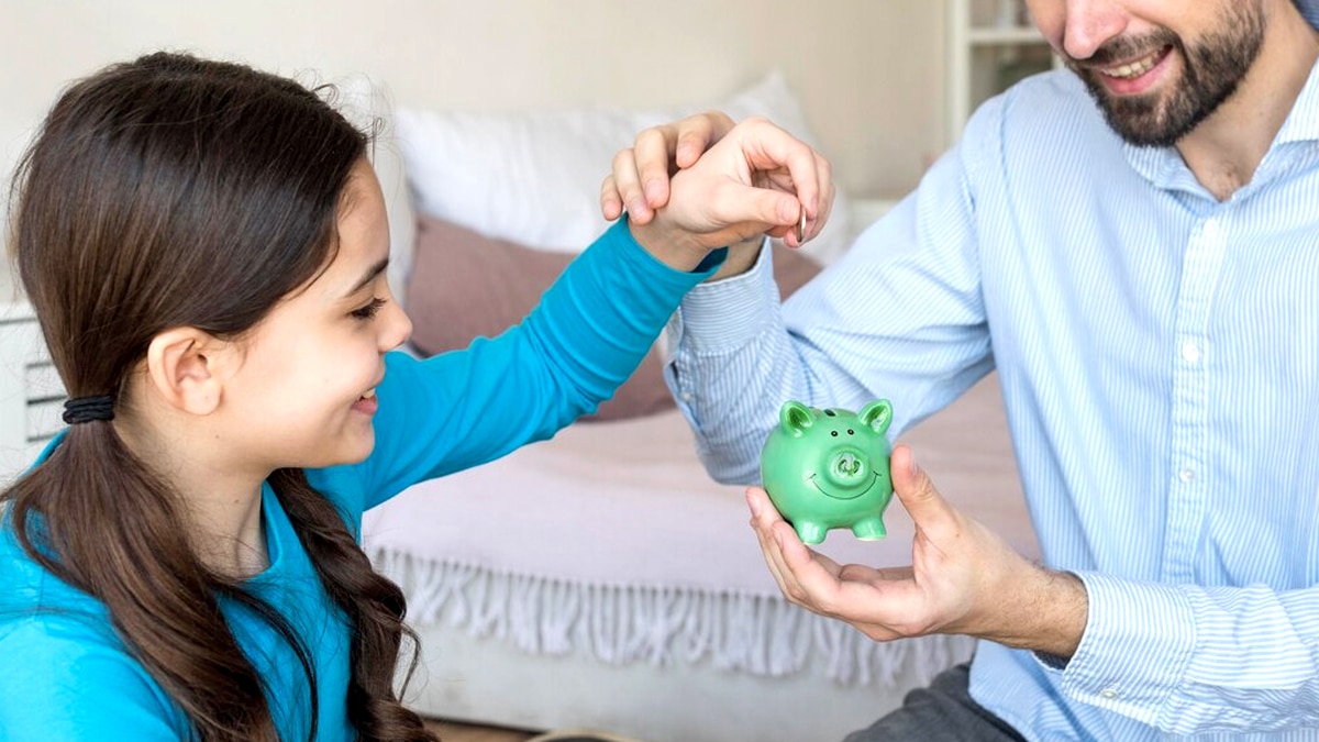“Je n’ai jamais osé parler d’argent avec mes parents” : le tabou familial qui empêche des centaines d’euros d’économie