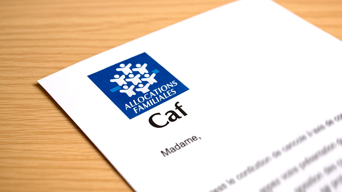 “J’ai juste dit que j’hébergeais un ami” mais cette phrase a déclenché une réévaluation complète de mon dossier