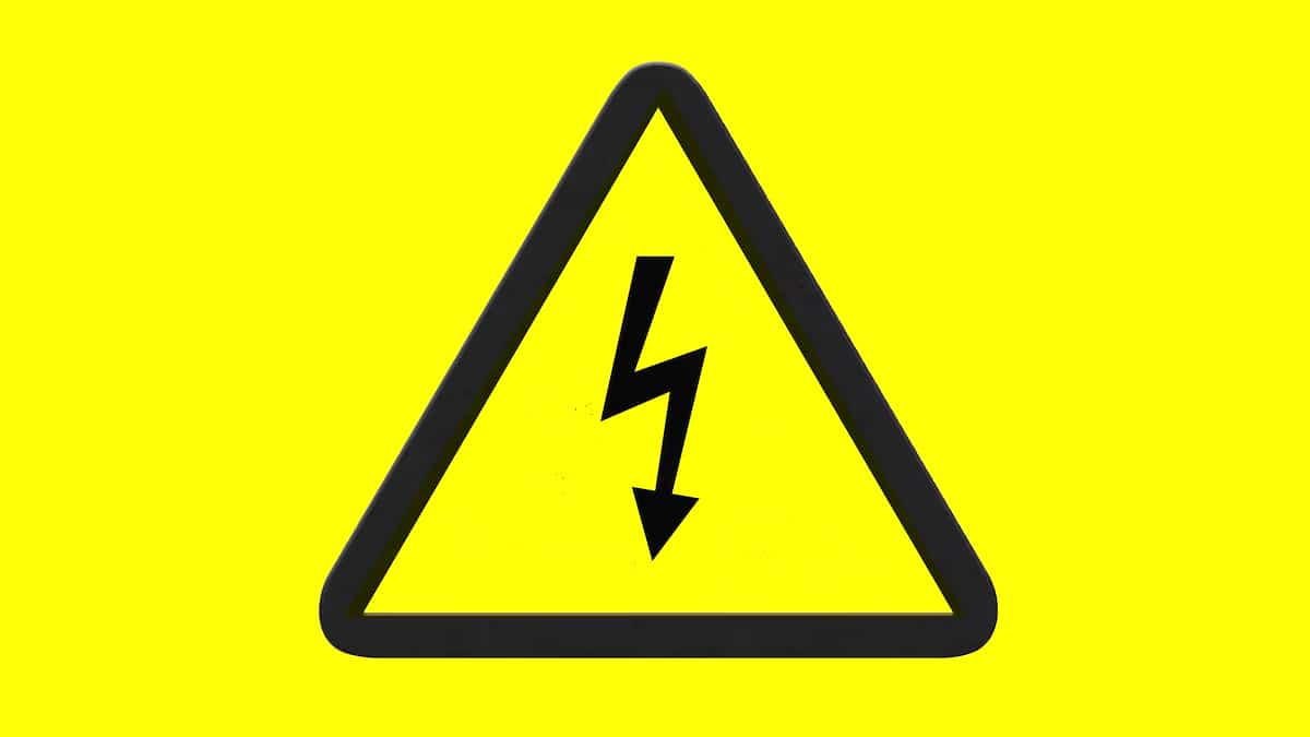 “On pensait que c’était sans conséquence” disent des foyers surpris par coupure d’électricité pour impayé
