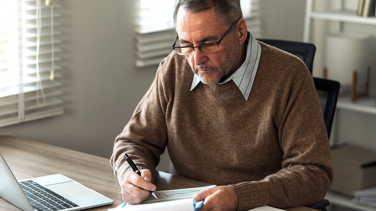 “On pensait que ça irait tout seul” sont les mots d’un retraité coupé de sa pension pour précarité