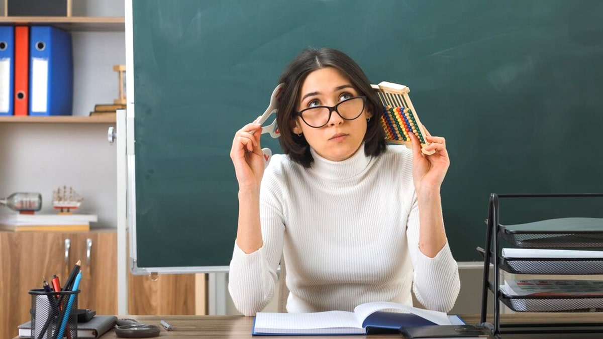 “On pensait que c’était facultatif” disent des enseignants surpris par retrait de leurs indemnités