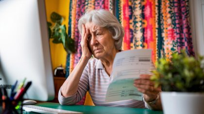 Crise des Retraites : Comment une Erreur en Ligne a Coûté 400 Euros à une Retraitée – "Je croyais que c’était automatique", Déplore-t-elle