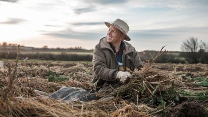 En nettoyant un champ pour faire du maïs, il tombe sur un tumulus gaulois “je ne peux même plus poser un outil sans autorisation écrite”