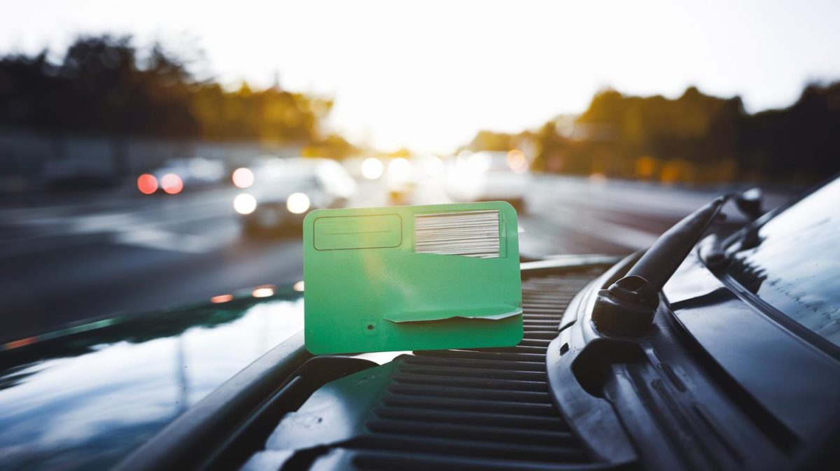 Enquête Révèle: 70% des Conducteurs Négligent ce Détail Vital sur leur Carte Verte - Sécurité Routière ou Bombe à Retardement?