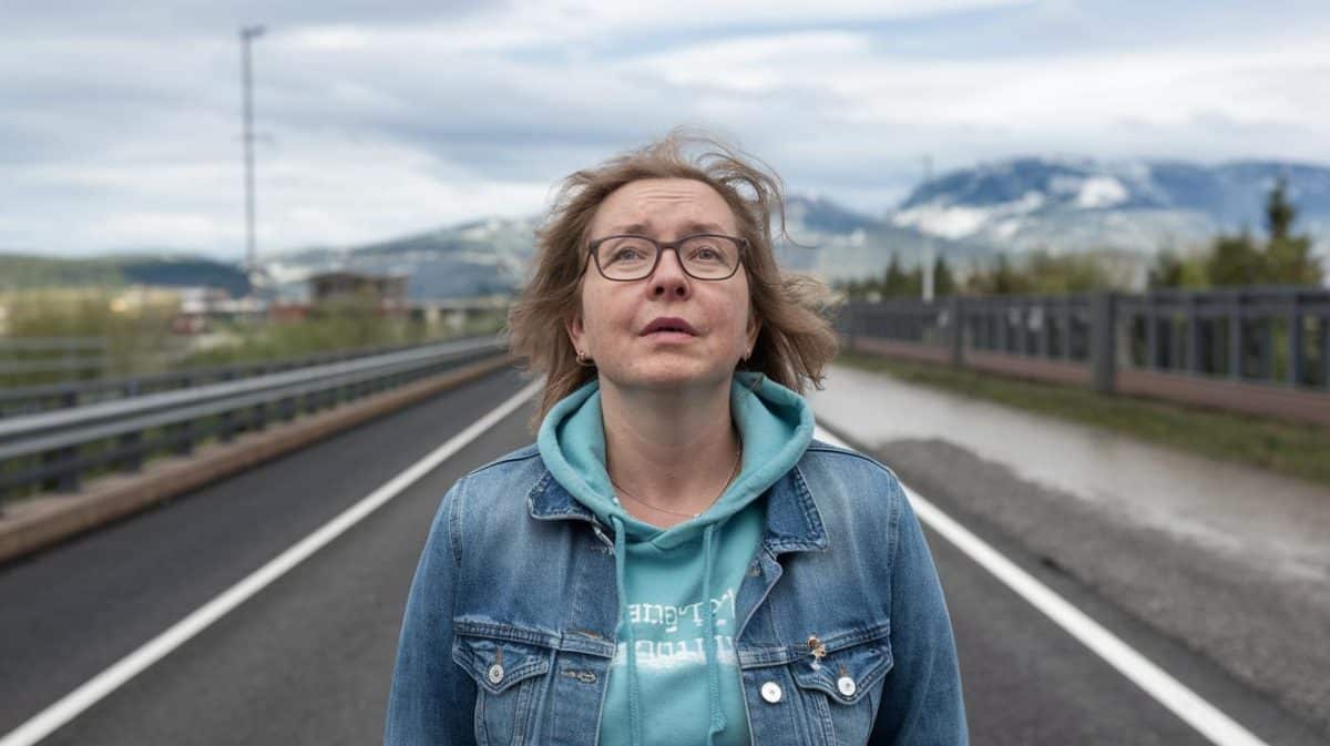 “Ils sont passés en voiture, ont ouvert la portière et l’ont poussé dehors” affirme une passante choquée sur une route touristique