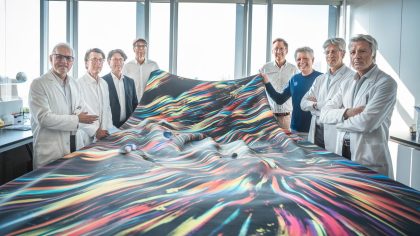 « Ils viennent de créer la matière parfaite » une équipe européenne fabrique un textile indestructible mais biodégradable testé publiquement dès le 29 juillet 2025