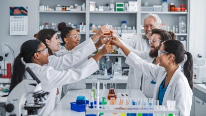 Les chercheurs parlent d’un exploit biologique sans précédent: un vaccin universel contre la grippe et le Covid est validé dès août 2025