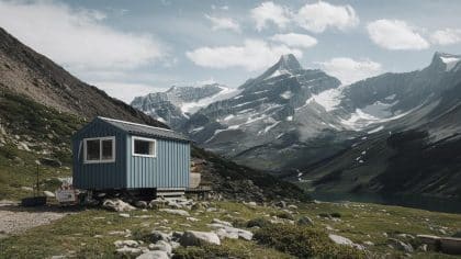 “On croyait qu’un chalet démontable n’était pas une construction” racontent ces vacanciers contraints de le retirer